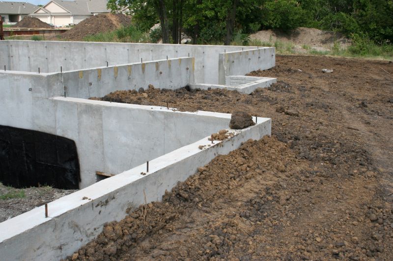 Foundation Wall Installation in Hernando County, FL